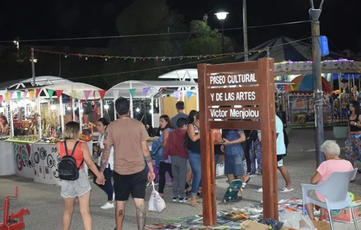 Invierten más de $290 millones para renovar el Paseo de Artesanos de Las Grutas