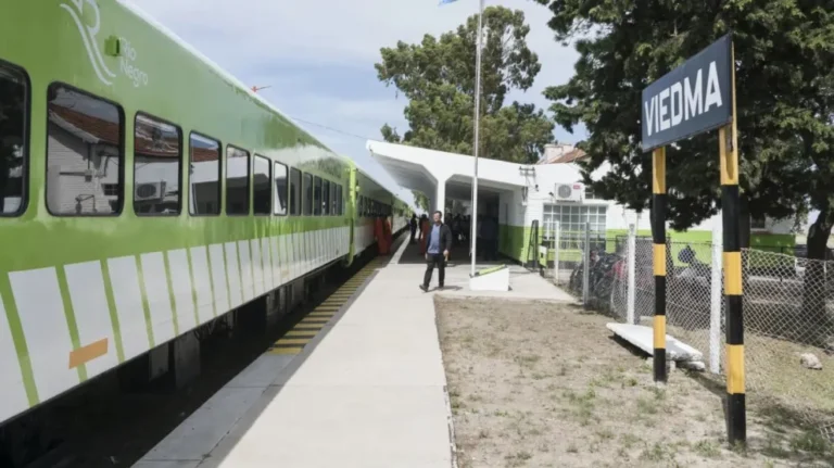 Tras el descarrilamiento en el kilómetro 95: suspenden el servicio del Tren Patagónico entre Bariloche y Viedma programado para este domingo