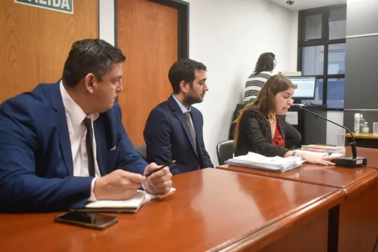 La Justicia extendió la prohibición de acercamiento y contacto hacia su expareja