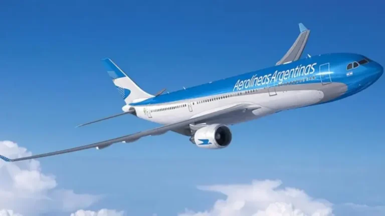 Lanzan beneficios promocionales para los viajeros que arriben a Viedma en la ruta de Aerolíneas Argentinas