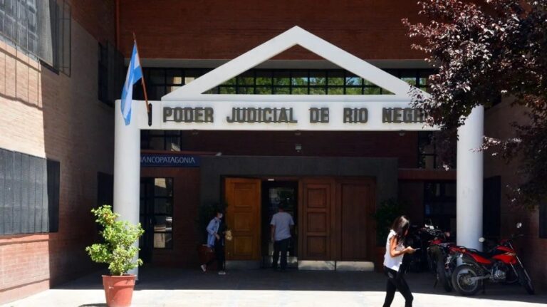 La Justicia de Río Negro fijó un límite al acoso callejero: dictaron perimetral a un hombre que hostigaba a una mujer en Lamarque