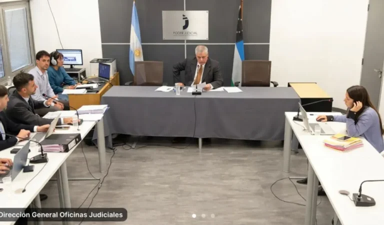 Megacausa por certificados truchos: ausencias masivas en las audiencias y advertencia de uso de la fuerza pública