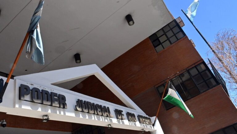 Lo despidieron del casino por ayudar en el negocio de su esposa durante una licencia médica y la Justicia falló a su favor