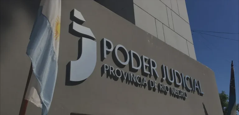 Lo acusaron de conducir ebrio, quiso hacerse el test y el alcoholímetro no funcionaba: qué se resolvió