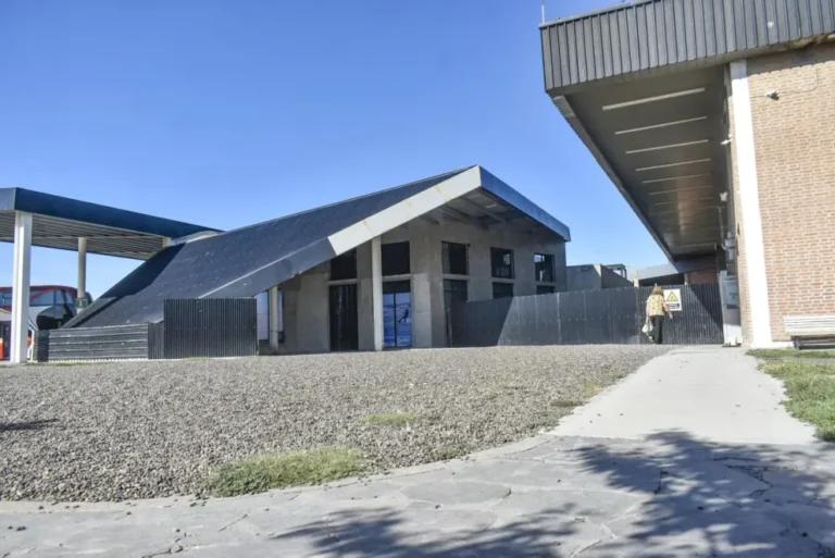 La terminal de ómnibus de Viedma encara su recta final con el inicio de los trabajos de pintura y terminaciones